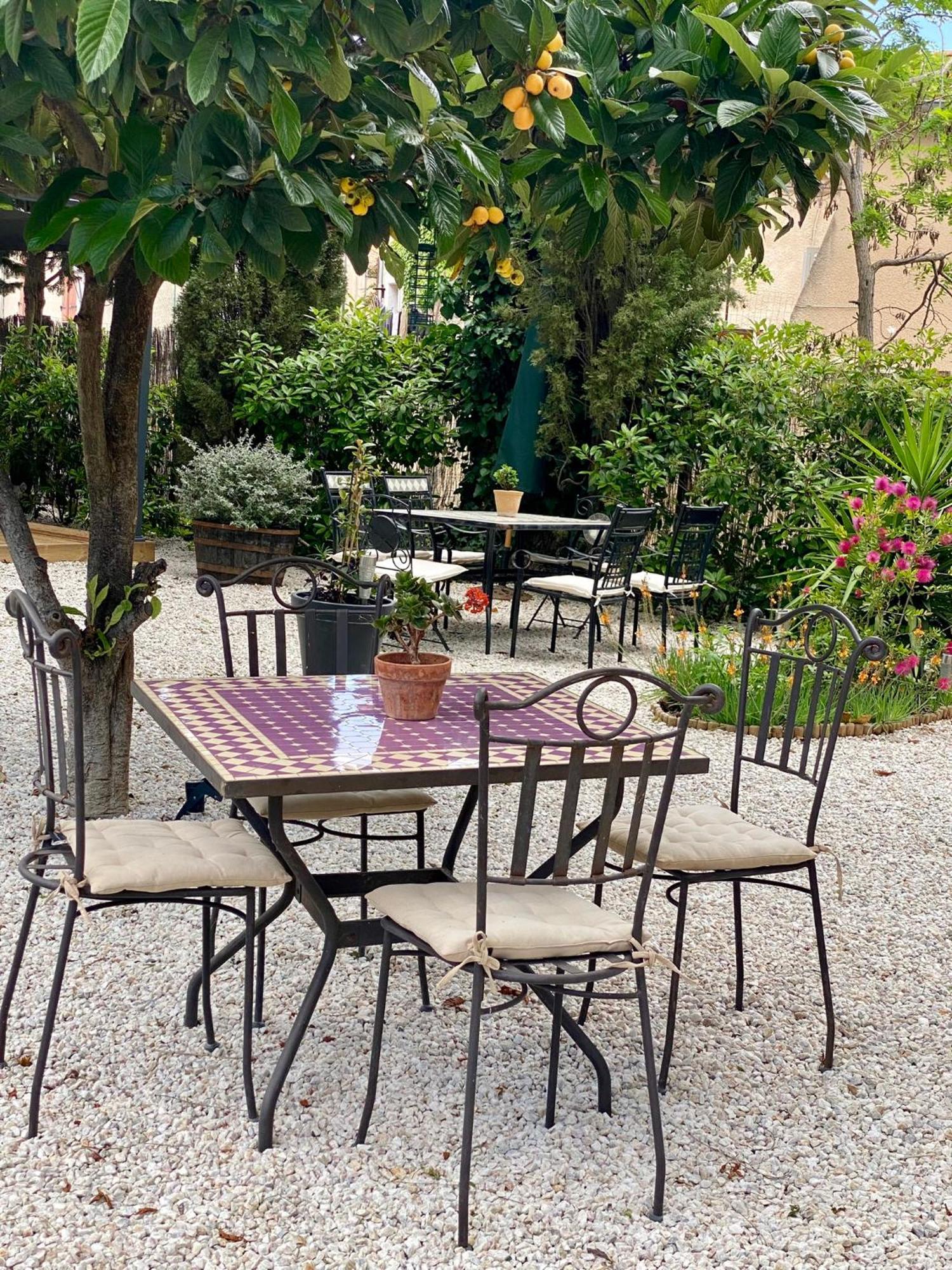 Maison Du Midi, 2 Gites De Charme Ginestas Exterior foto